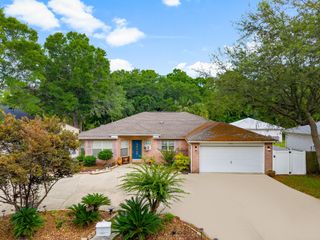 625 Waterview Cove Drive, Freeport, FL 32439