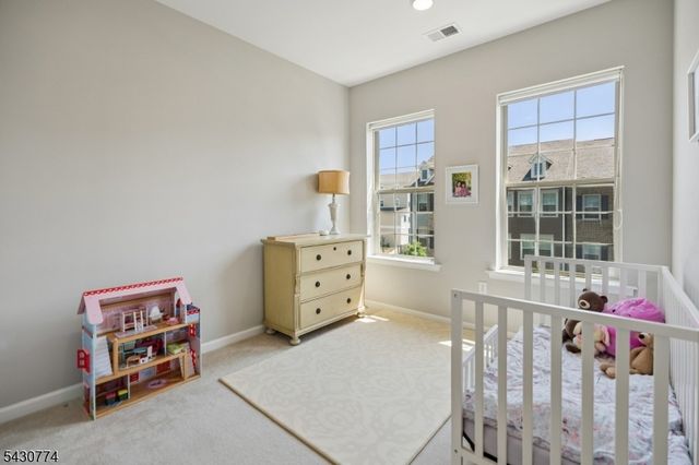 10 Cortland Ct, Livingston Twp., NJ 07039