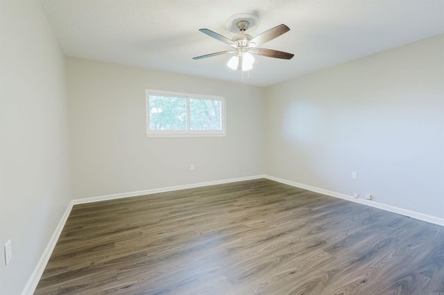 5517 Mcmurtrey Drive, North Little Rock, AR 72118