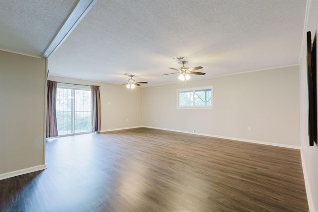 5517 Mcmurtrey Drive, North Little Rock, AR 72118