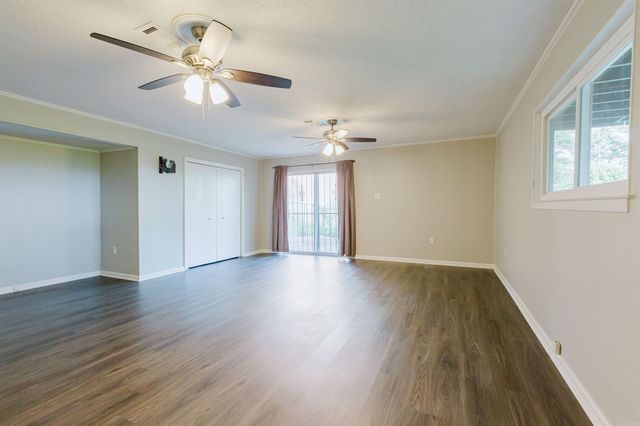 5517 Mcmurtrey Drive, North Little Rock, AR 72118