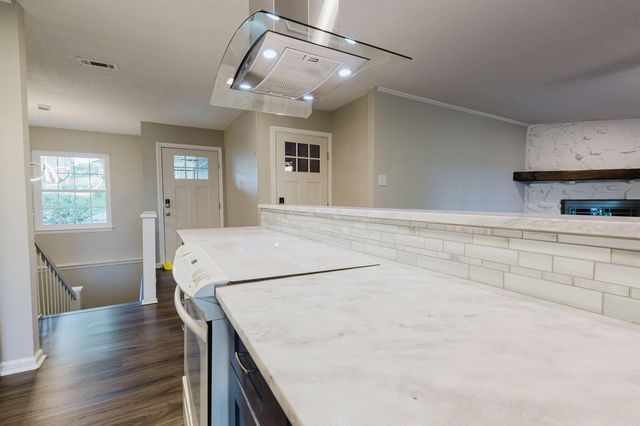 5517 Mcmurtrey Drive, North Little Rock, AR 72118