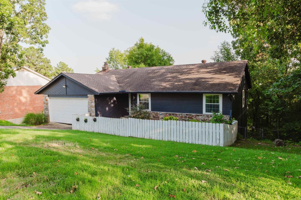 5517 Mcmurtrey Drive, North Little Rock, AR 72118