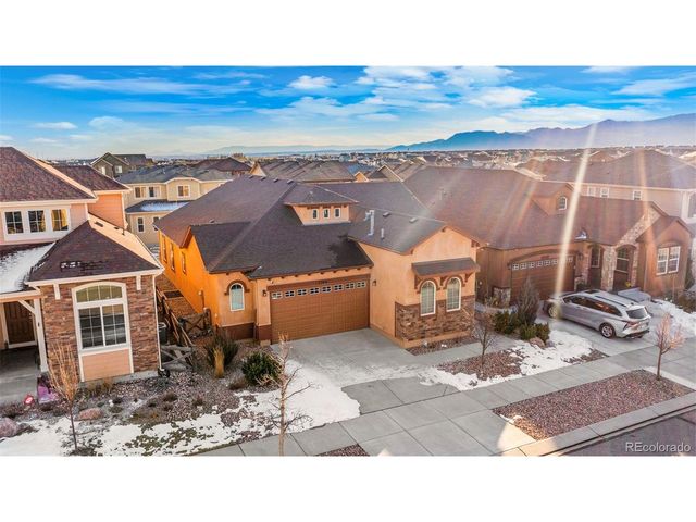 7304 Jagged Rock Cir, Colorado Springs, CO 80927