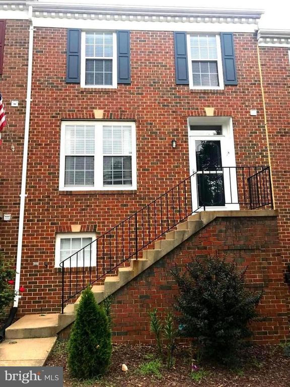 42886 NASHUA ST, Ashburn, VA 20147