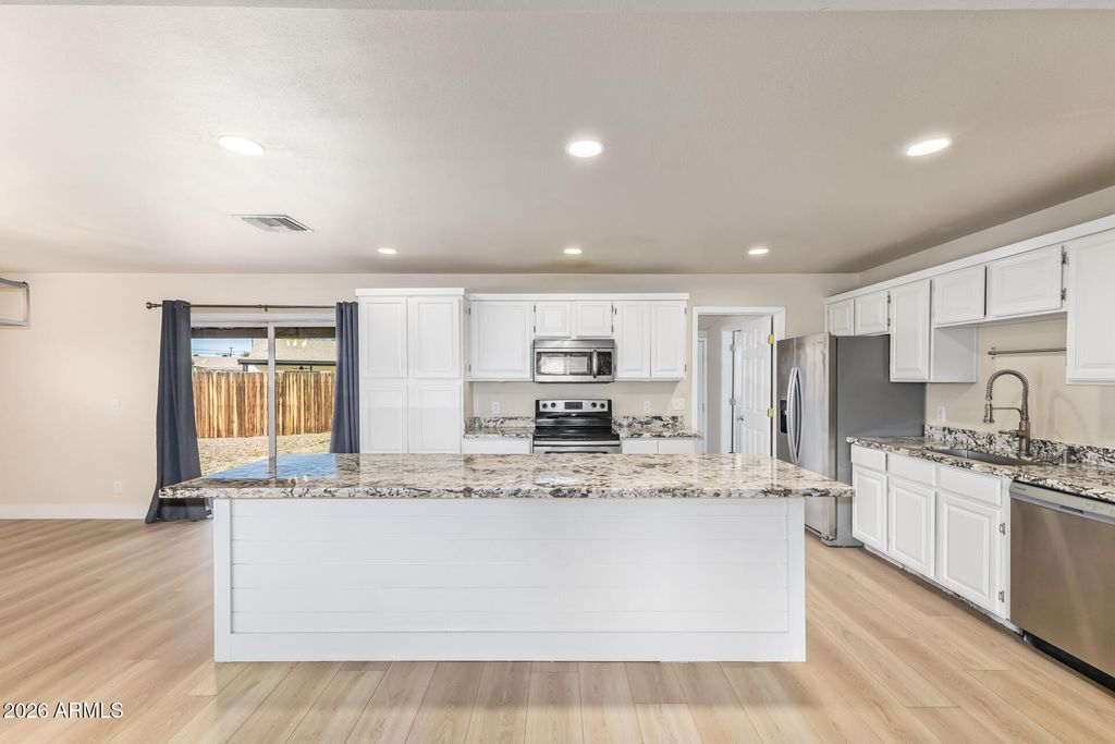 7514 E BEATRICE Street, Scottsdale, AZ 85257