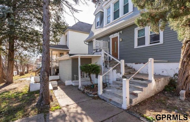 1526 S 29 Street, Omaha, NE 68105