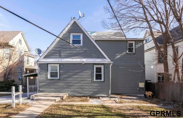 1526 S 29 Street, Omaha, NE 68105