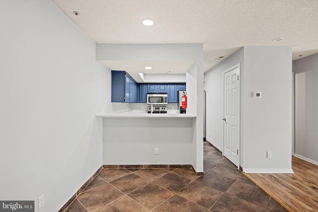 1022 MAIN ST, Voorhees, NJ 08043