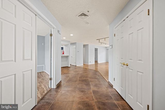 1022 MAIN ST, Voorhees, NJ 08043
