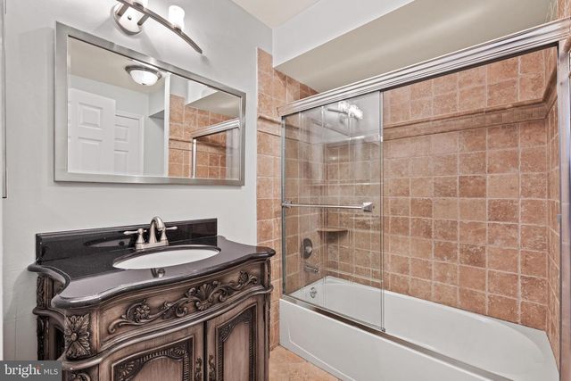 1022 MAIN ST, Voorhees, NJ 08043