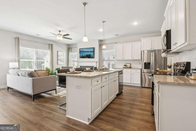 6366 Warbler Court, Morrow, GA 30260