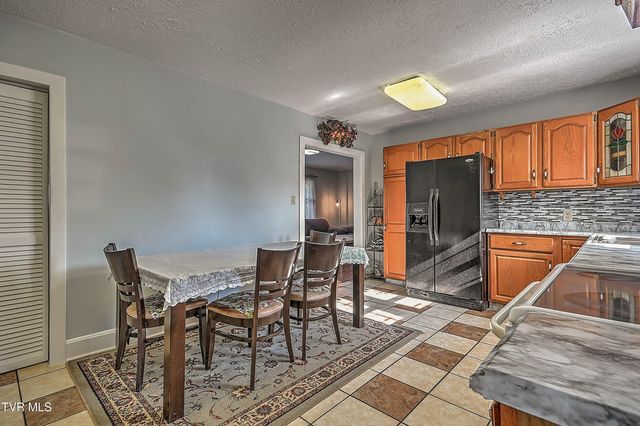 454 Douglas Street, Bristol, VA 24201