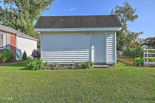 454 Douglas Street, Bristol, VA 24201