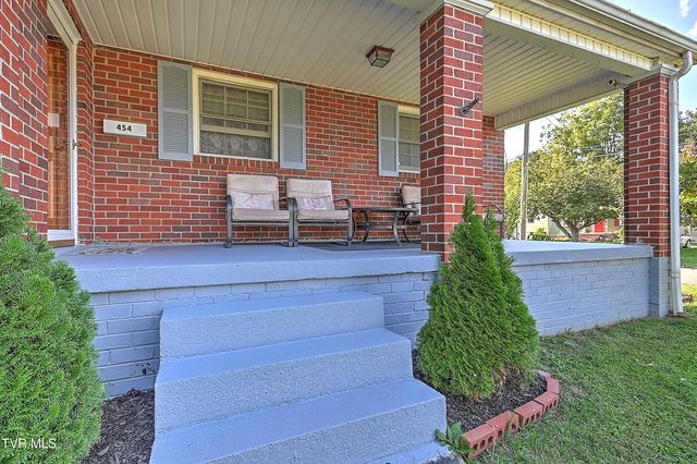 454 Douglas Street, Bristol, VA 24201