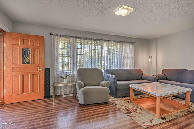 454 Douglas Street, Bristol, VA 24201