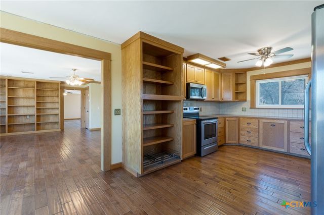 1497 County Road 4930, Kempner, TX 76539