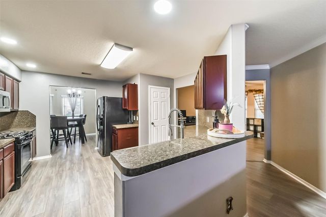 5435 Ginseng Drive, Baytown, TX 77521