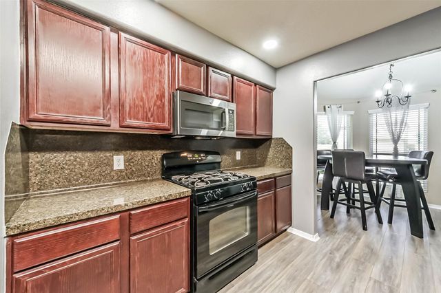 5435 Ginseng Drive, Baytown, TX 77521