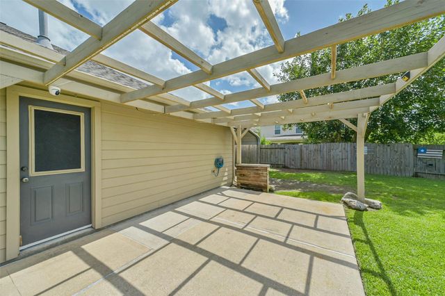 5435 Ginseng Drive, Baytown, TX 77521