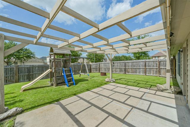 5435 Ginseng Drive, Baytown, TX 77521
