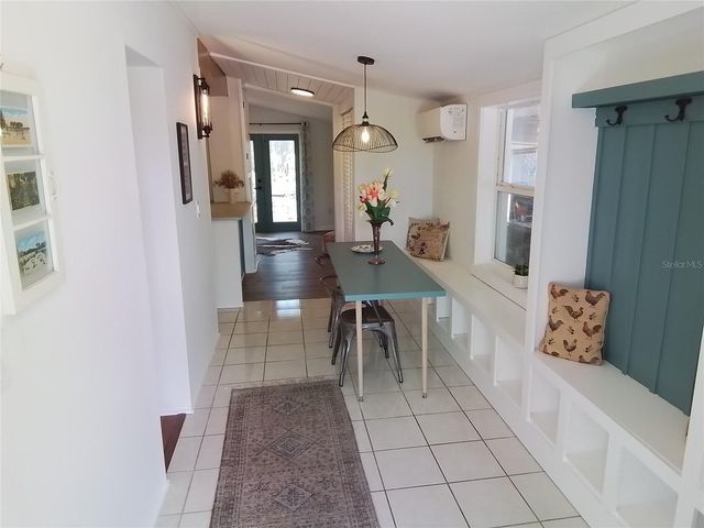 5487 70TH WAY N, St Petersburg, FL 33709