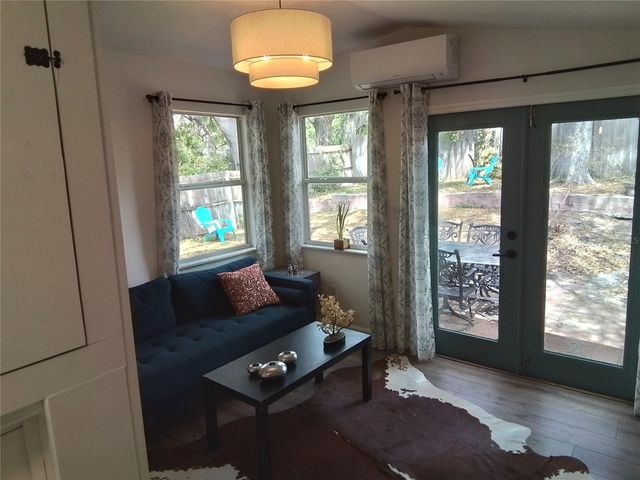 5487 70TH WAY N, St Petersburg, FL 33709