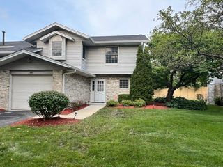 801 N Tamarac Boulevard, Addison, IL 60101