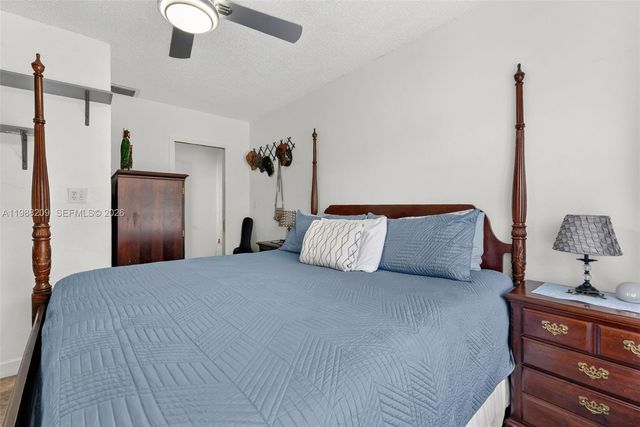 26672 SW 137th Court, Miami, FL 33032