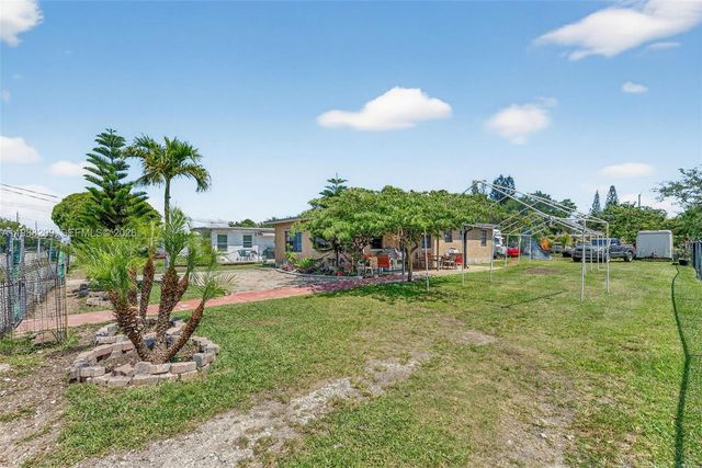 26672 SW 137th Court, Miami, FL 33032
