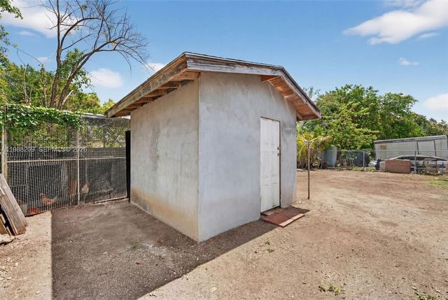 26672 SW 137th Court, Miami, FL 33032