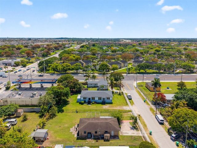 26672 SW 137th Court, Miami, FL 33032
