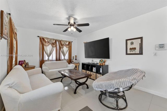 26672 SW 137th Court, Miami, FL 33032