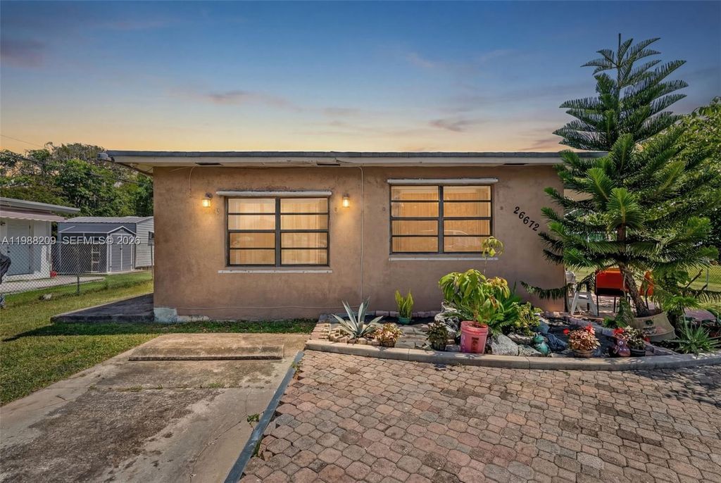 26672 SW 137th Court, Miami, FL 33032