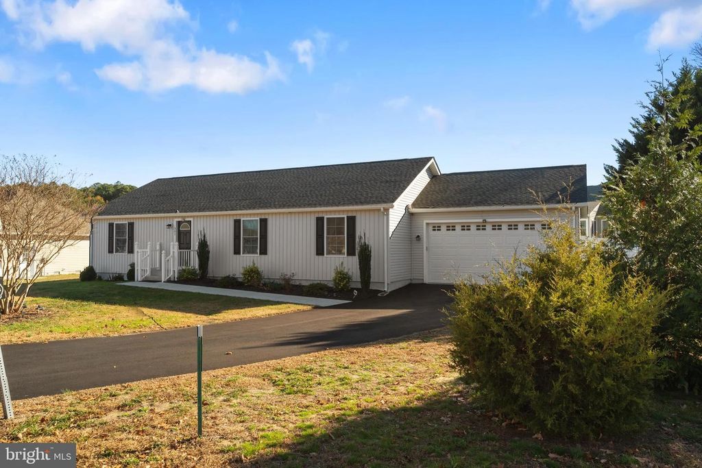 301 E 5TH ST, Seaford, DE 19973