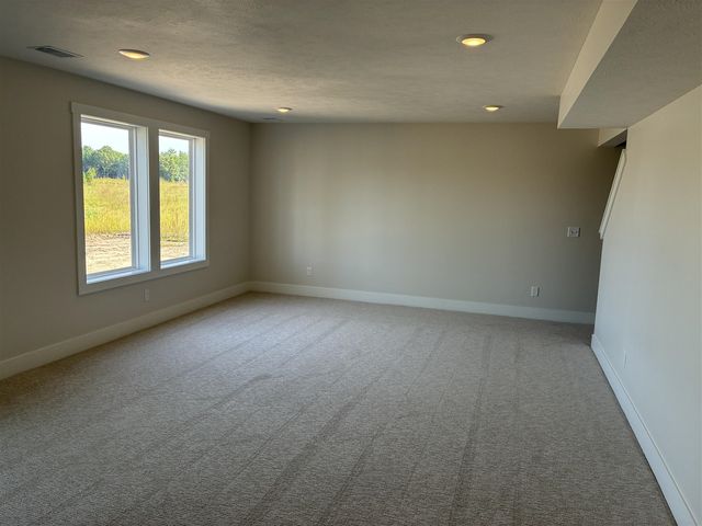 1890 Lowe Drive, Spring Lake, MI 49456