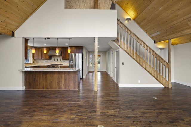 19415 W Campbell Road, Bend, OR 97702