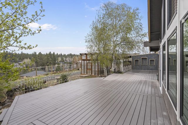 19415 W Campbell Road, Bend, OR 97702