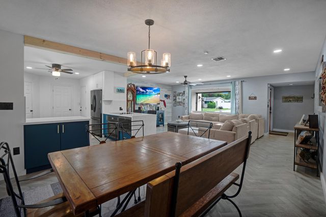 5221 SW 89th Avenue, Cooper City, FL 33328