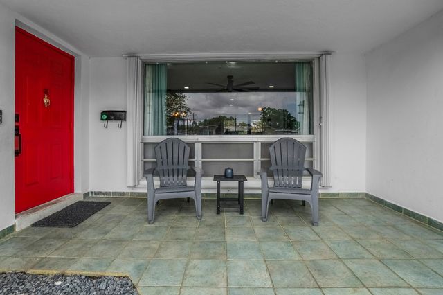 5221 SW 89th Avenue, Cooper City, FL 33328