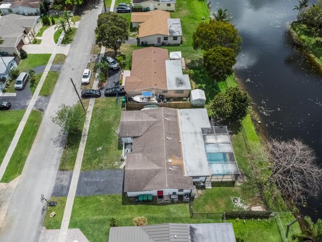 5221 SW 89th Avenue, Cooper City, FL 33328