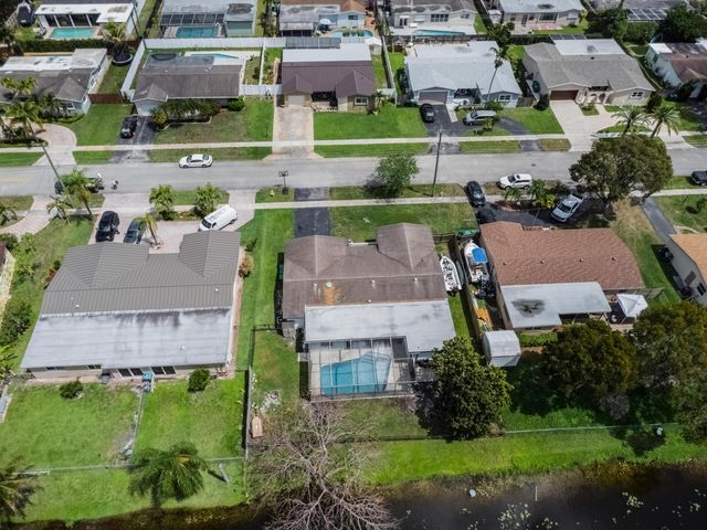 5221 SW 89th Avenue, Cooper City, FL 33328