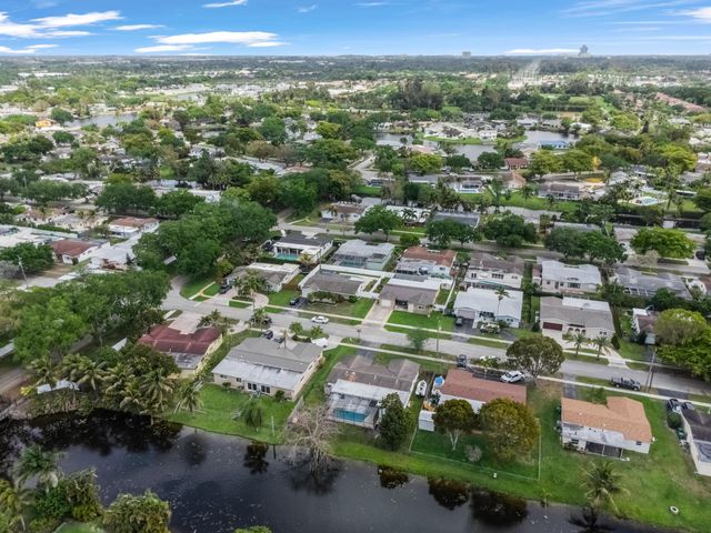 5221 SW 89th Avenue, Cooper City, FL 33328