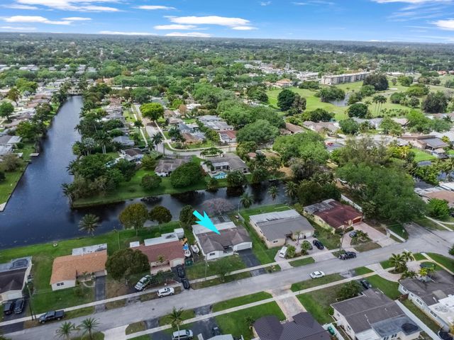 5221 SW 89th Avenue, Cooper City, FL 33328