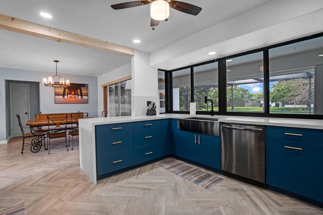 5221 SW 89th Avenue, Cooper City, FL 33328