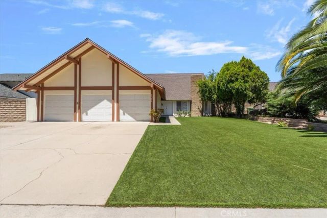 8371 Faust Avenue, West Hills, CA 91304