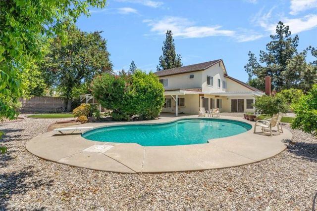 8371 Faust Avenue, West Hills, CA 91304