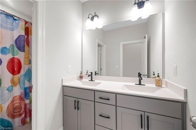 272 High Woods Ridge, Chapel Hill, NC 27517