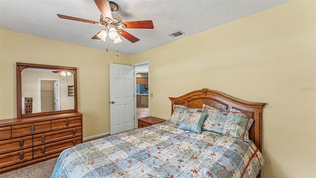 2208 GROVEGLEN CIRCLE, Lakeland, FL 33812