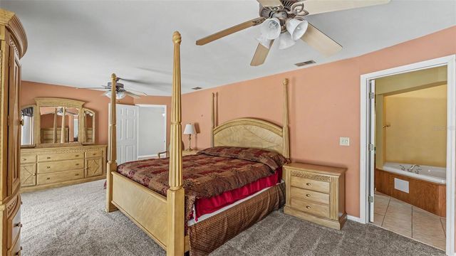 2208 GROVEGLEN CIRCLE, Lakeland, FL 33812